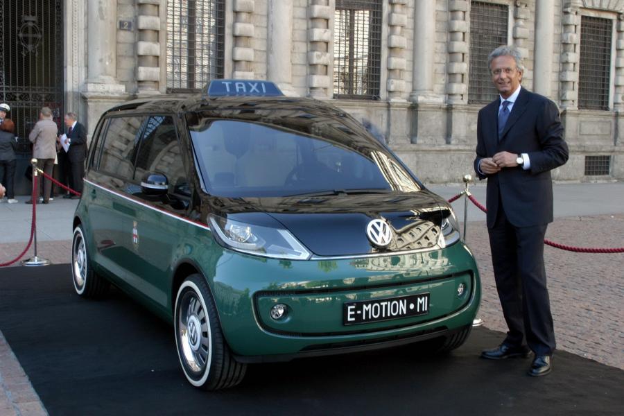  Volkswagen Milano Taxi Concept 2010 года  (фото 31 из 44)